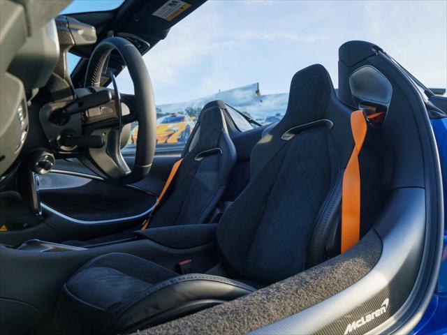 new 2025 McLaren Artura car, priced at $355,700