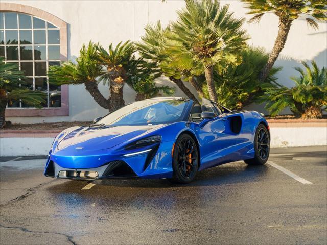 new 2025 McLaren Artura car, priced at $355,700