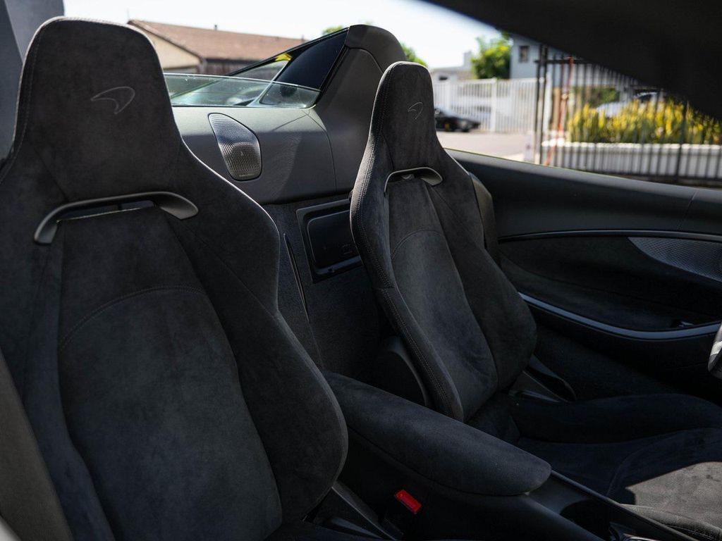 used 2025 McLaren Artura car, priced at $249,995