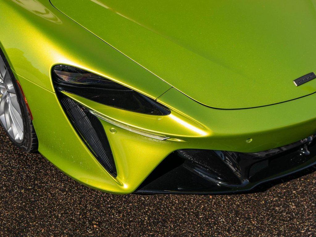 used 2025 McLaren Artura car, priced at $249,995