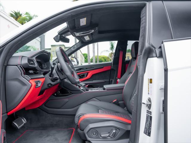 used 2024 Lamborghini Urus car, priced at $289,995