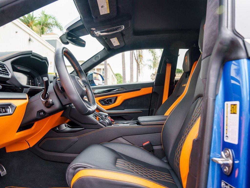 used 2024 Lamborghini Urus car, priced at $256,988