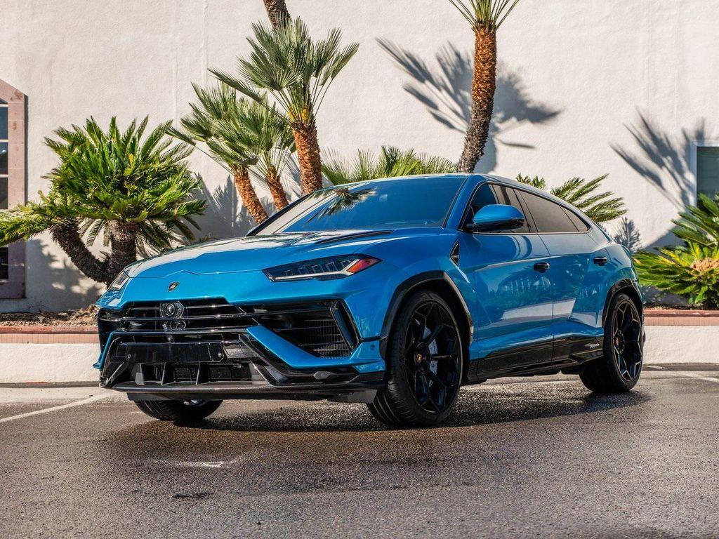 used 2023 Lamborghini Urus car, priced at $289,995