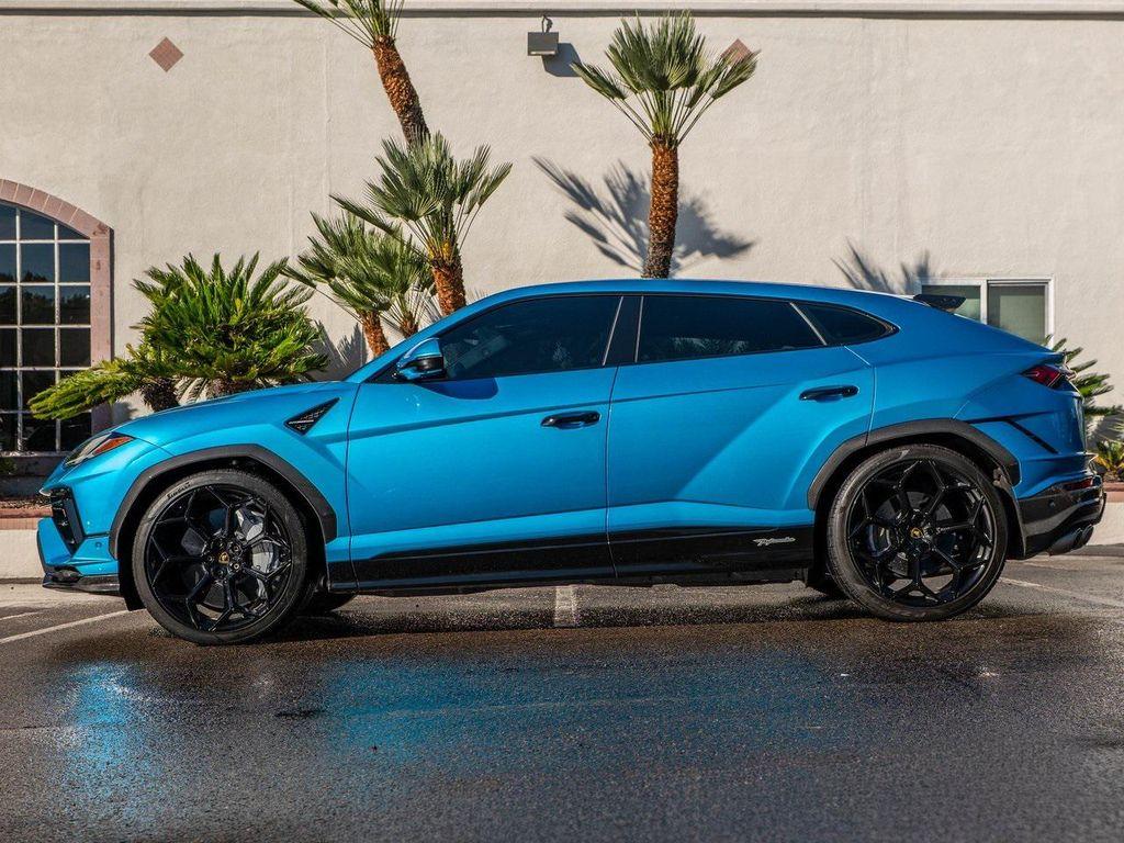 used 2023 Lamborghini Urus car, priced at $289,995