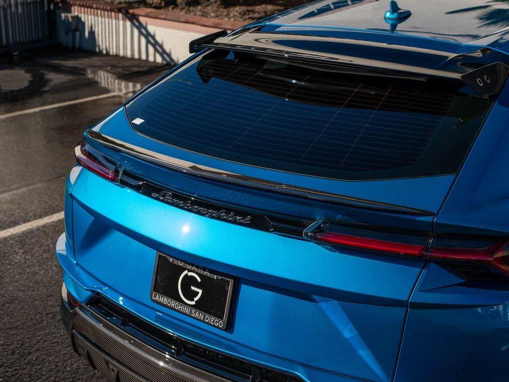 used 2023 Lamborghini Urus car, priced at $289,995