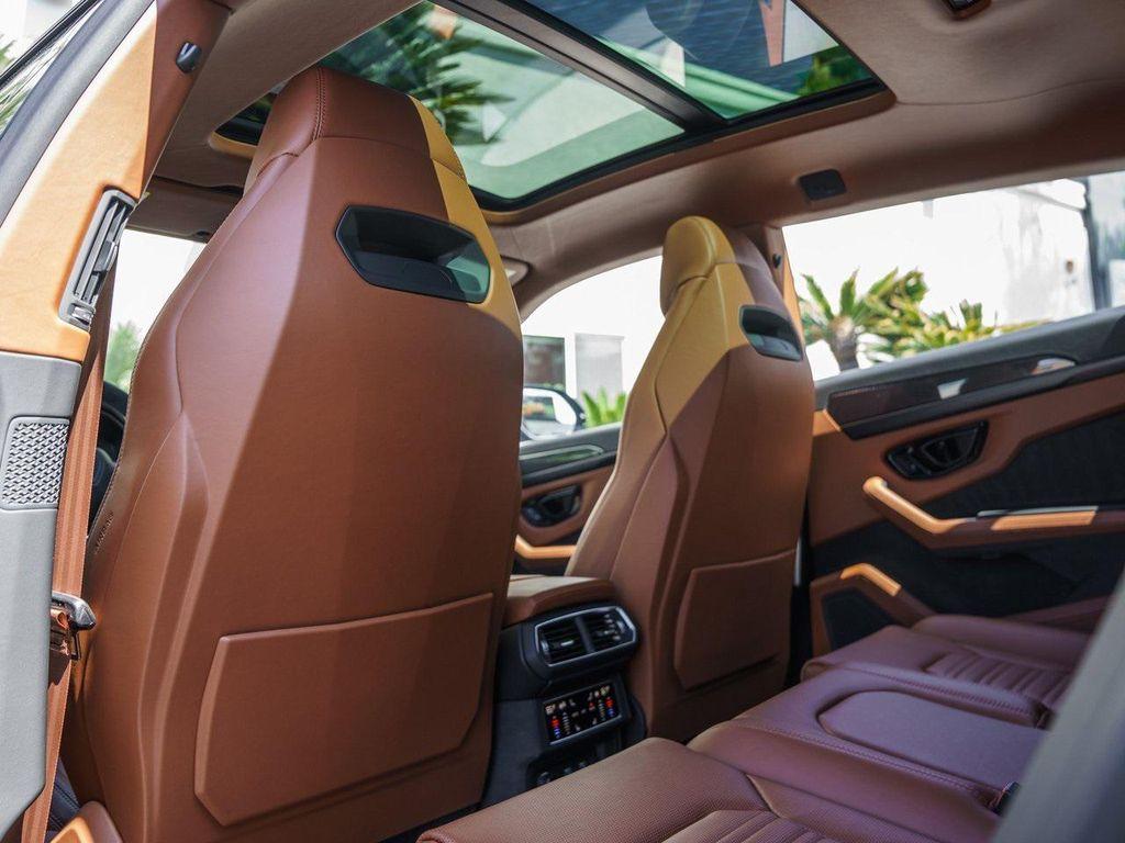 new 2025 Lamborghini Urus car, priced at $358,227