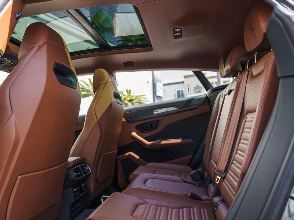 new 2025 Lamborghini Urus car, priced at $358,227