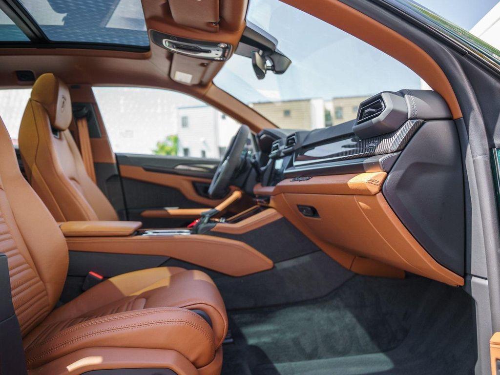 new 2025 Lamborghini Urus car, priced at $358,227