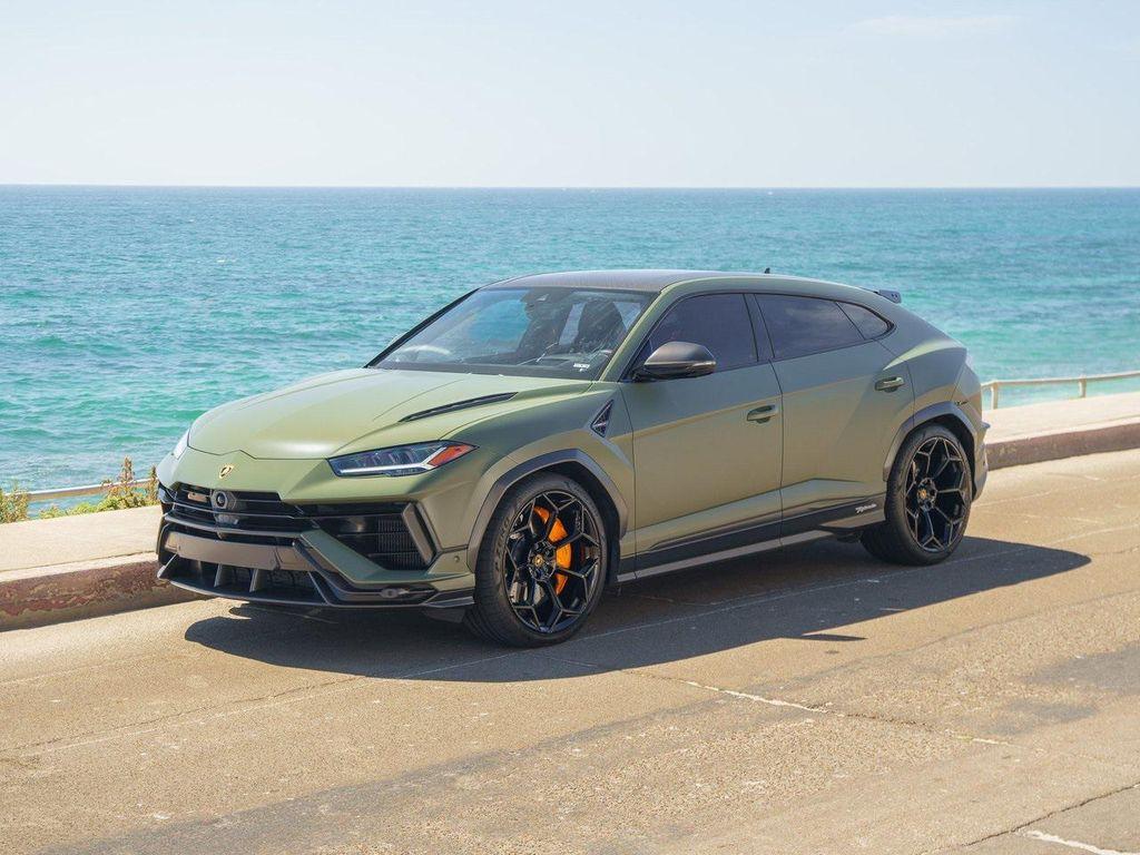 used 2023 Lamborghini Urus car, priced at $276,995