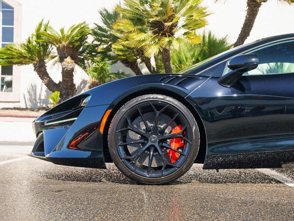 new 2025 McLaren Artura car, priced at $310,968