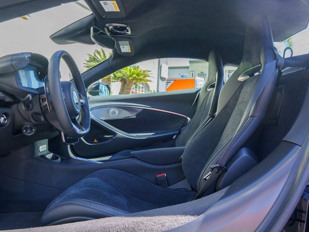 new 2025 McLaren Artura car, priced at $310,968