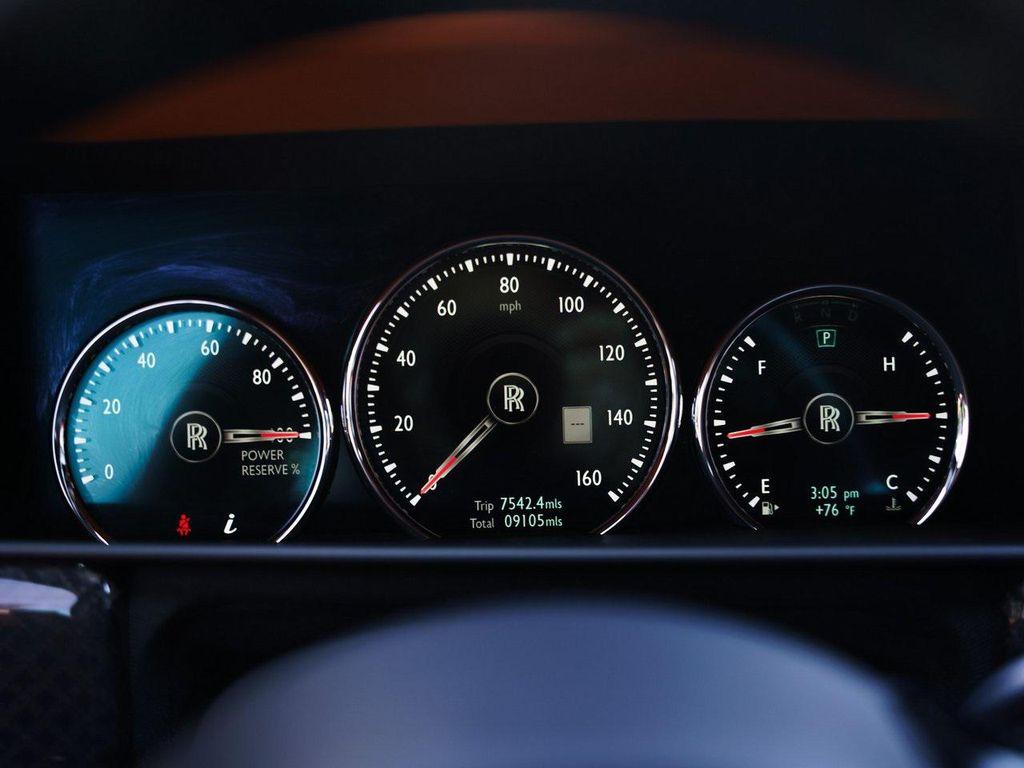 used 2022 Rolls-Royce Cullinan car, priced at $349,995