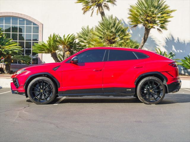 used 2024 Lamborghini Urus car, priced at $267,995