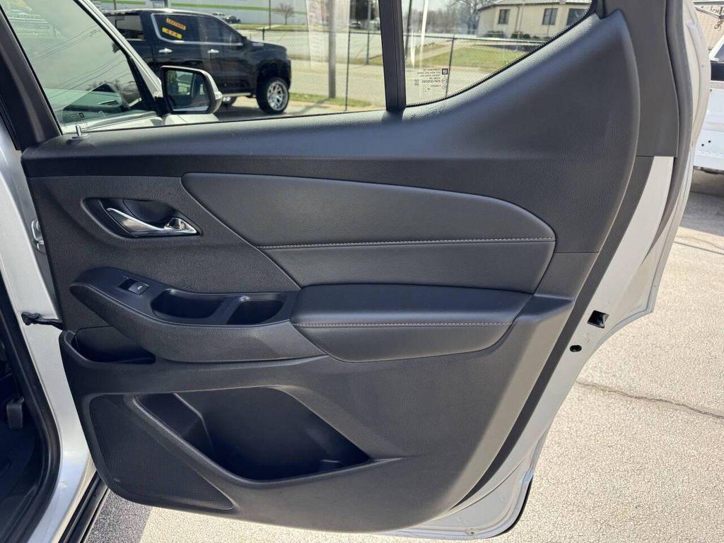 used 2021 Chevrolet Traverse car, priced at $21,995