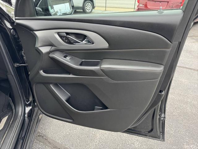 used 2020 Chevrolet Traverse car, priced at $24,995