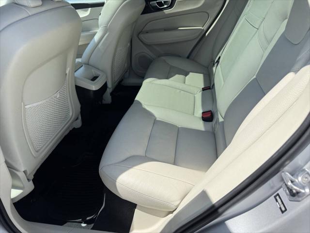 used 2020 Volvo XC60 car, priced at $21,995