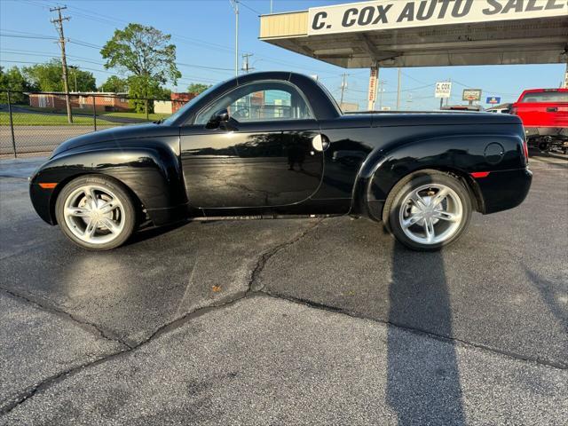 used 2004 Chevrolet SSR car, priced at $21,995