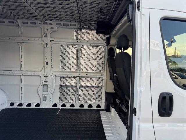 used 2018 Ram ProMaster 2500 car, priced at $18,995