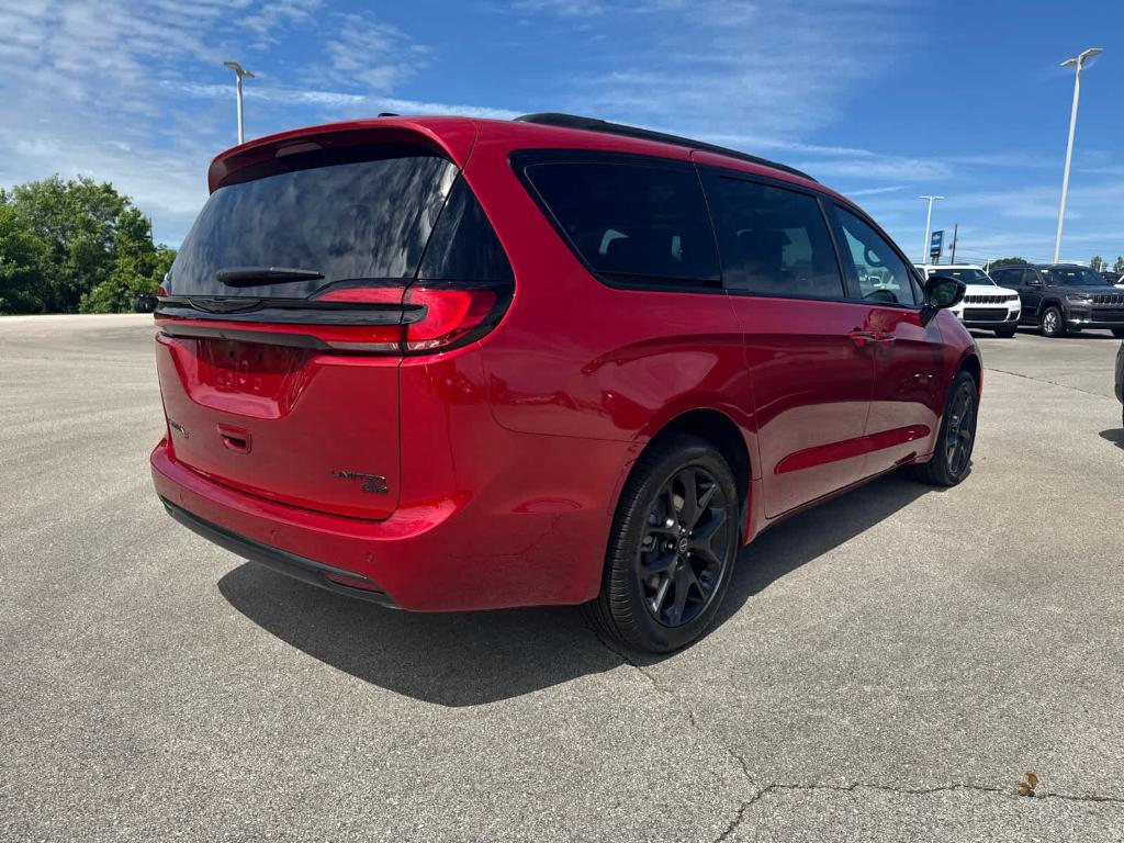 new 2025 Chrysler Pacifica car, priced at $45,996