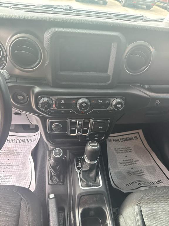 used 2021 Jeep Wrangler Unlimited car, priced at $30,255
