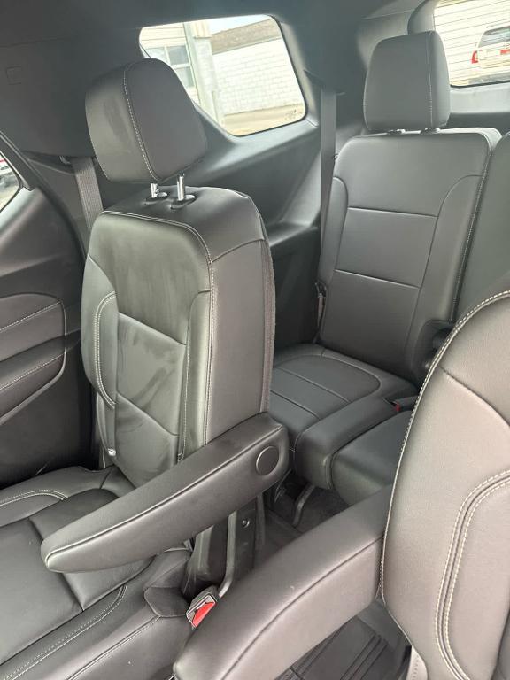 used 2023 Chevrolet Traverse car, priced at $34,854