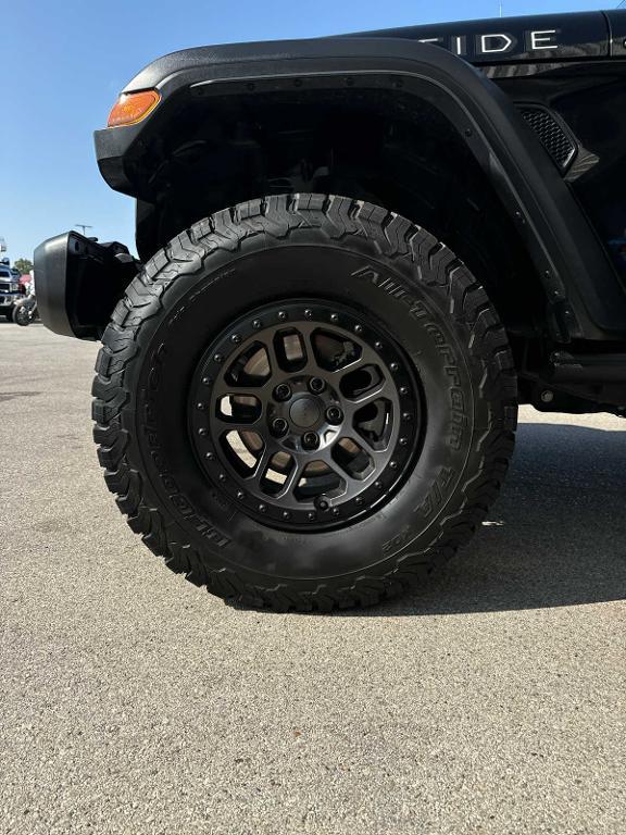 used 2022 Jeep Wrangler Unlimited car, priced at $39,577