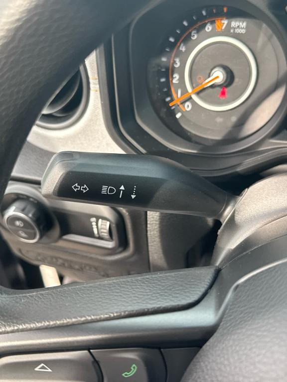 new 2025 Jeep Gladiator car, priced at $38,996