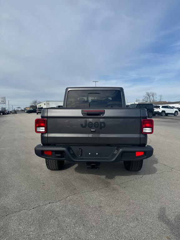new 2025 Jeep Gladiator car, priced at $38,996