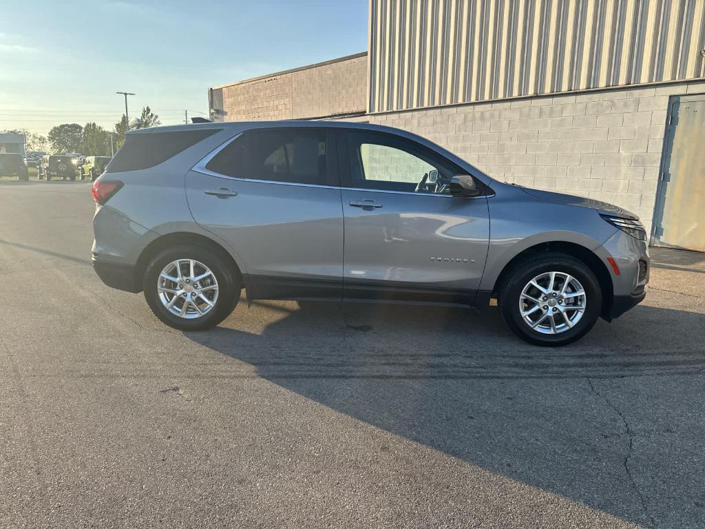 used 2024 Chevrolet Equinox car, priced at $21,885