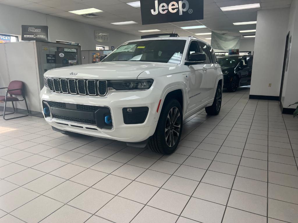 new 2023 Jeep Grand Cherokee 4xe car, priced at $53,999