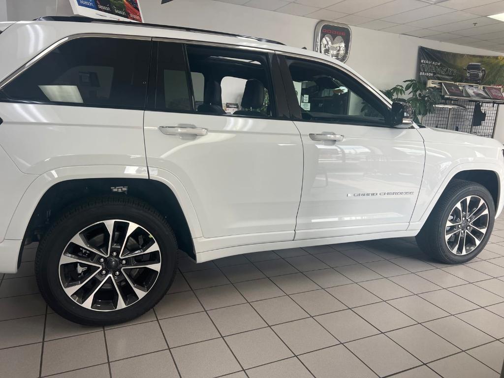new 2023 Jeep Grand Cherokee 4xe car, priced at $53,999
