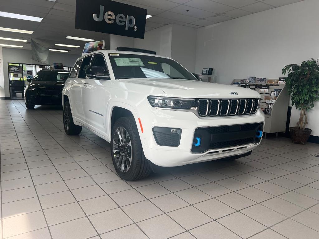 new 2023 Jeep Grand Cherokee 4xe car, priced at $53,999
