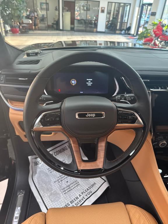 new 2025 Jeep Grand Cherokee L car, priced at $72,520