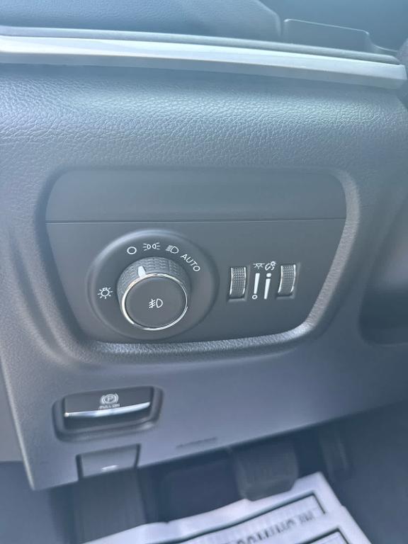 new 2025 Jeep Grand Cherokee L car, priced at $48,996