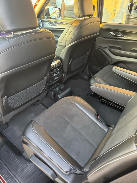 new 2025 Jeep Grand Cherokee L car, priced at $41,694