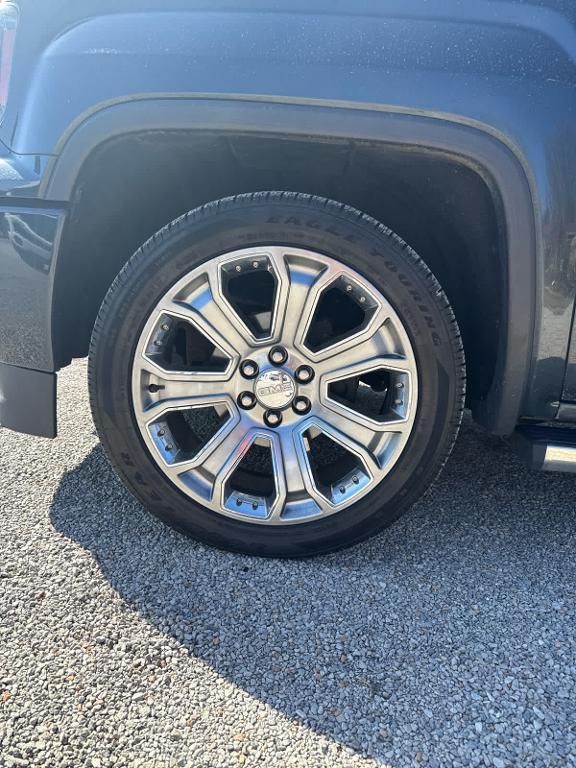 used 2018 GMC Sierra 1500 car, priced at $16,998