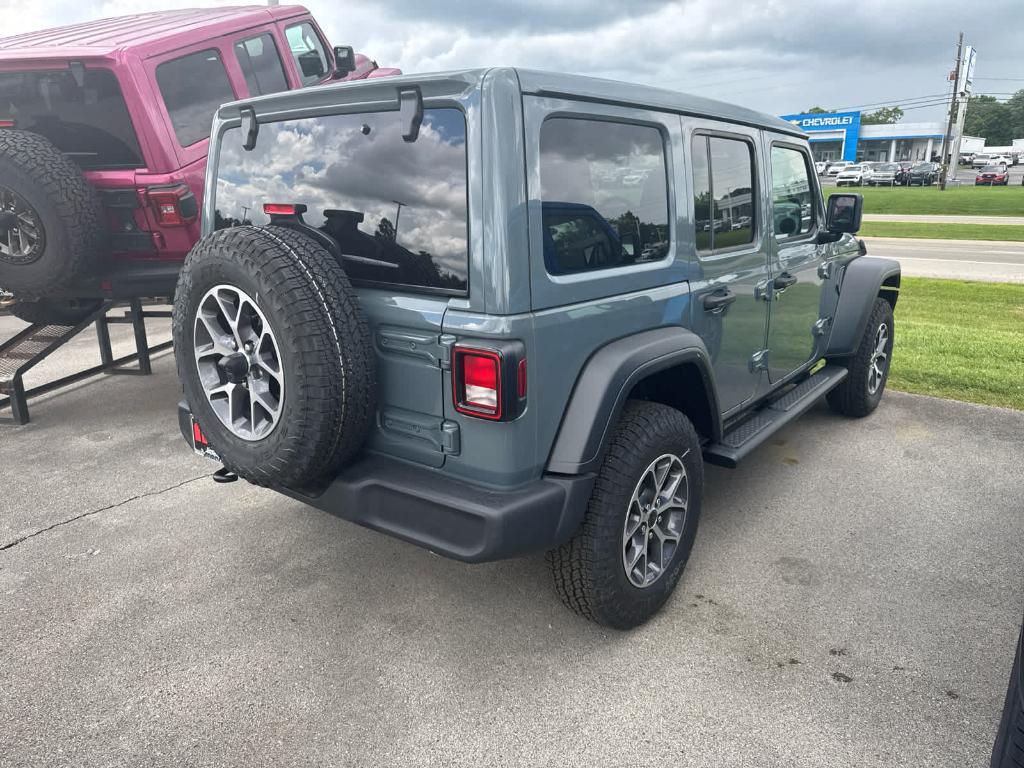 new 2025 Jeep Wrangler car, priced at $45,665