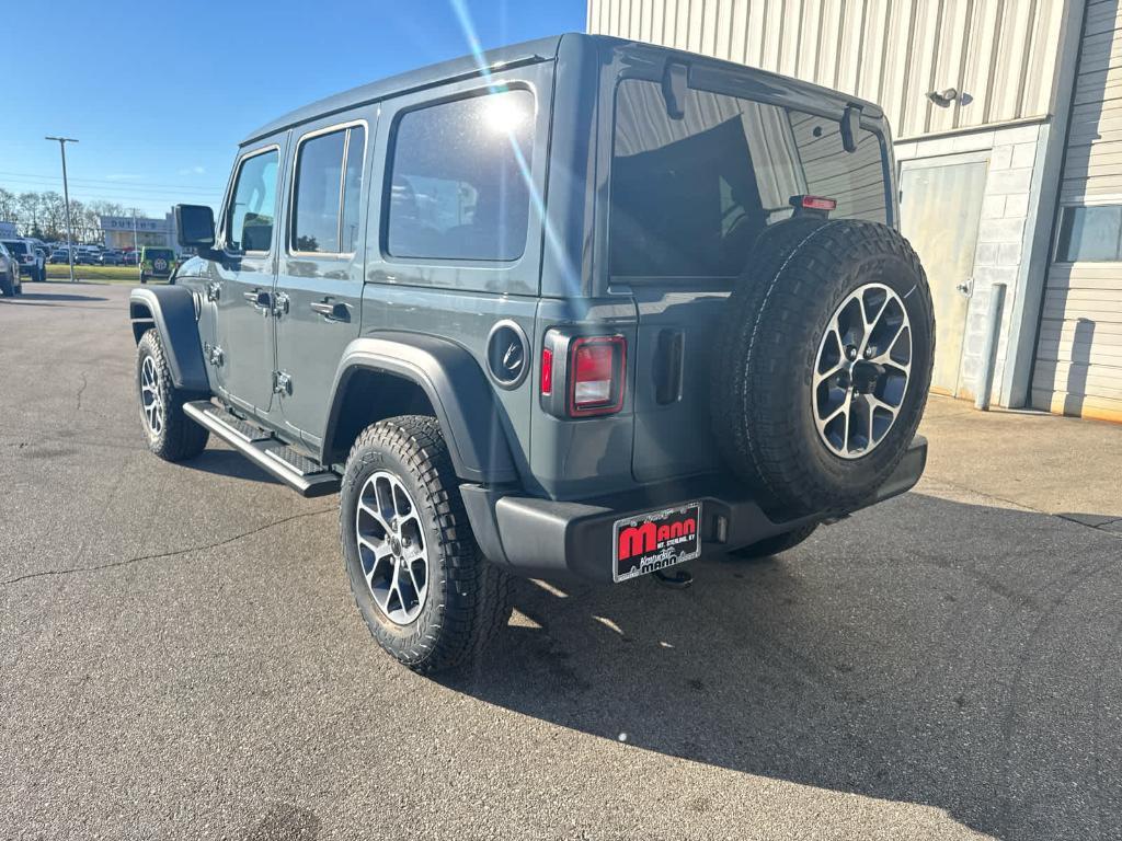 new 2025 Jeep Wrangler car, priced at $40,847