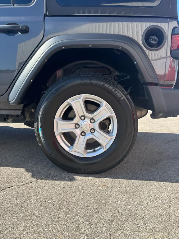 used 2022 Jeep Wrangler Unlimited car, priced at $29,885