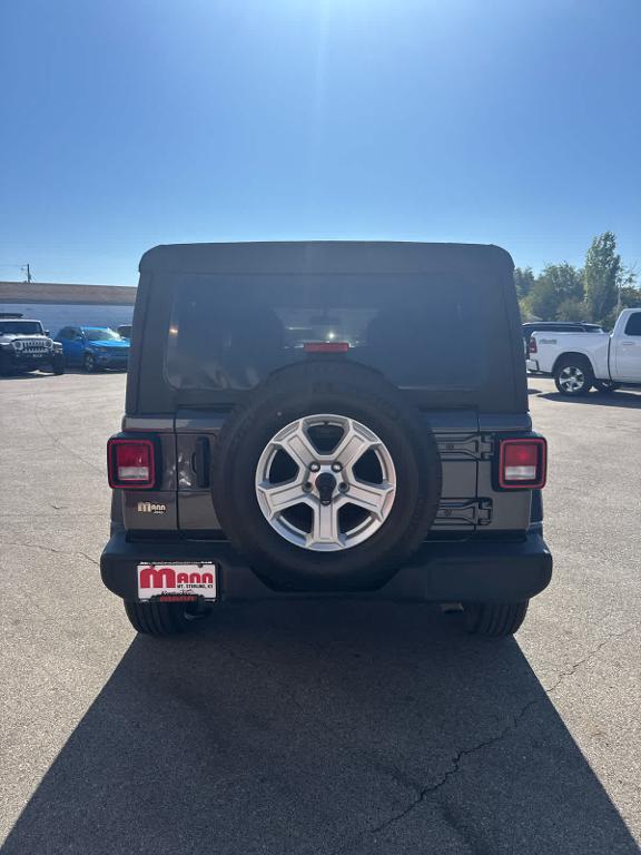 used 2022 Jeep Wrangler Unlimited car, priced at $29,885