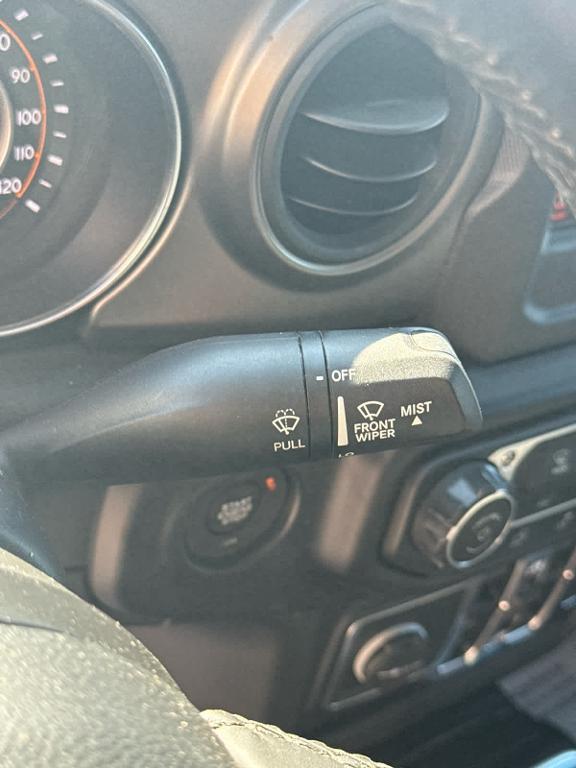 used 2022 Jeep Wrangler Unlimited car, priced at $29,885