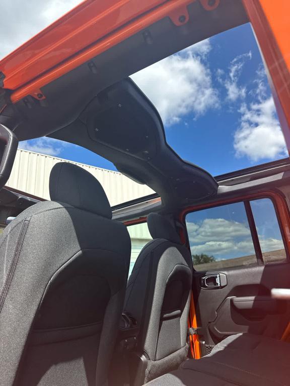 new 2025 Jeep Wrangler car, priced at $49,889