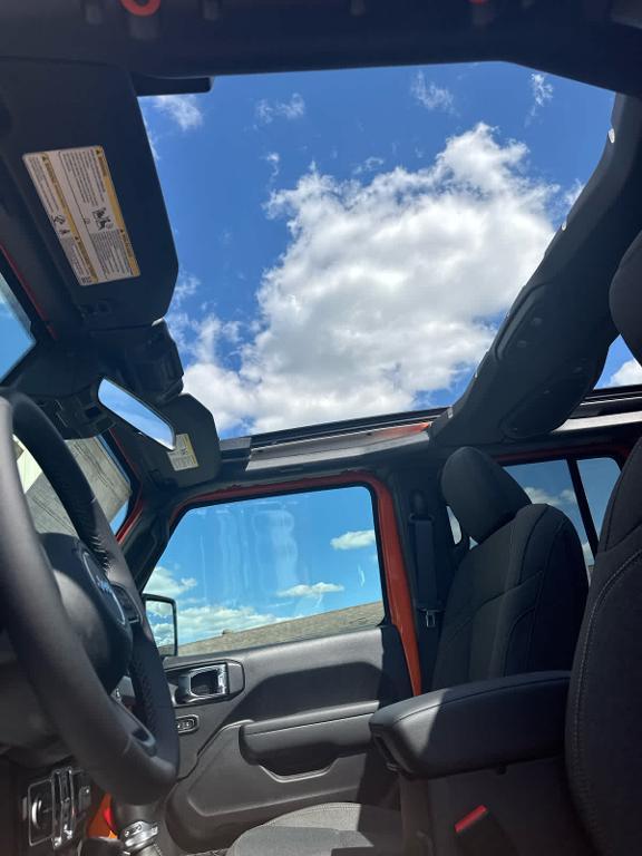 new 2025 Jeep Wrangler car, priced at $49,889