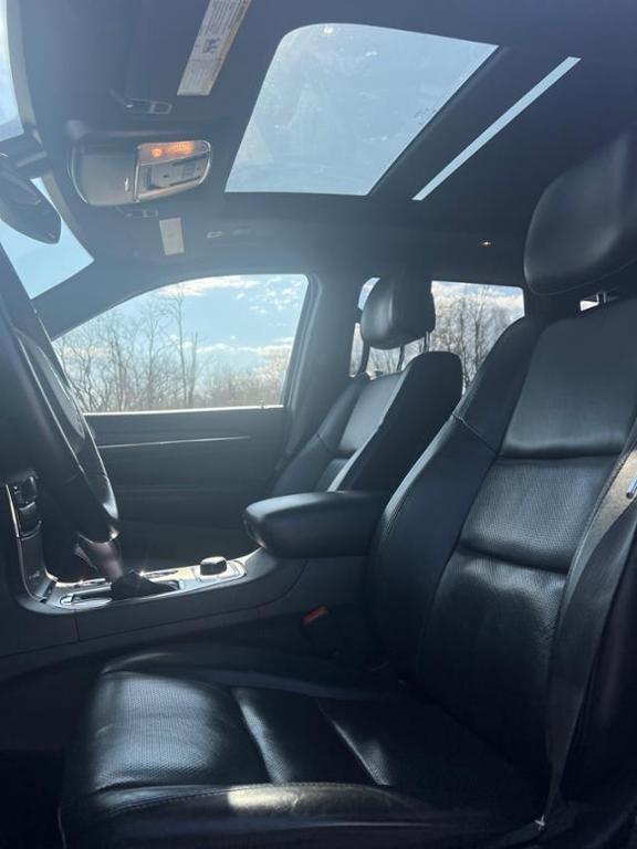 used 2021 Jeep Grand Cherokee car, priced at $25,998