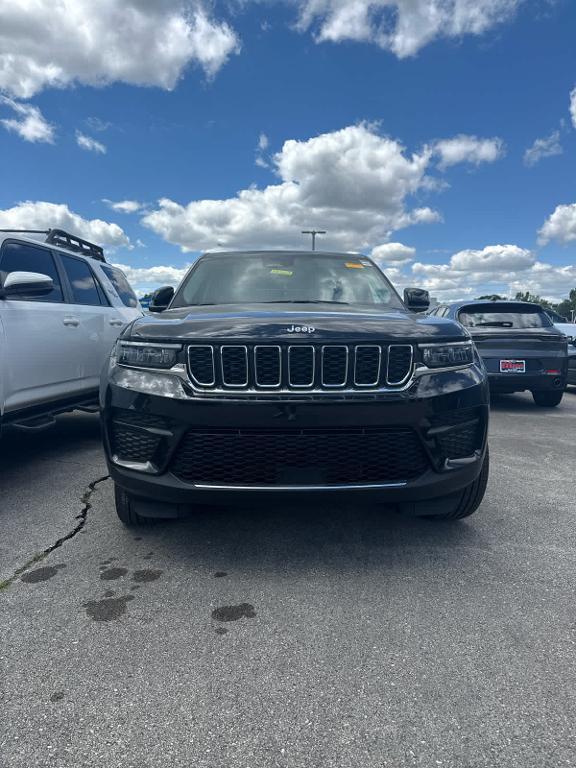 used 2023 Jeep Grand Cherokee car, priced at $30,998