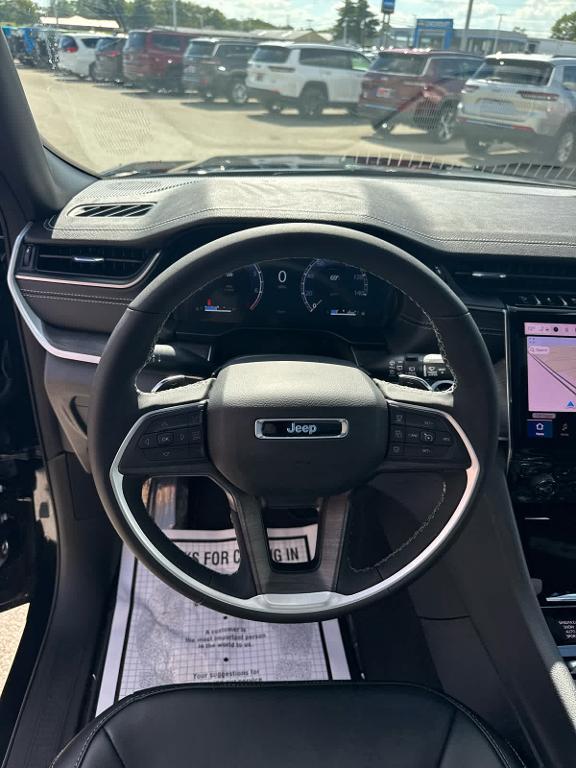 new 2025 Jeep Grand Cherokee car, priced at $44,996