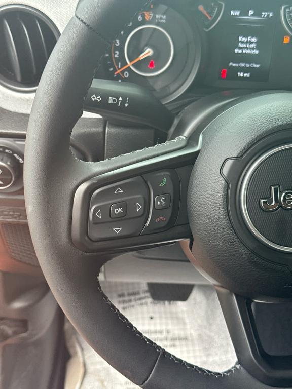 new 2025 Jeep Gladiator car, priced at $43,996