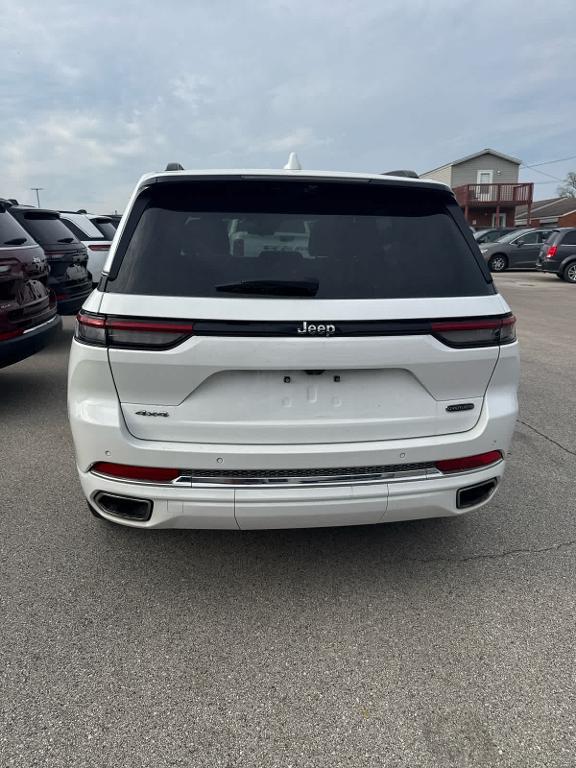 used 2022 Jeep Grand Cherokee car, priced at $37,500