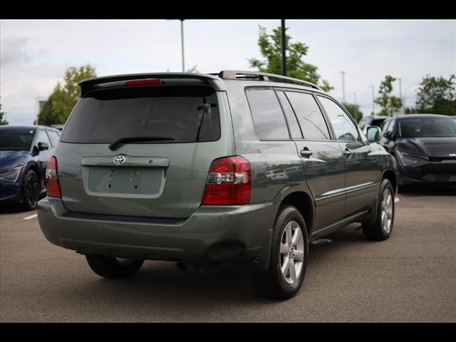 used 2006 Toyota Highlander car, priced at $5,003