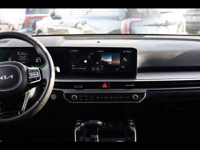 used 2025 Kia Sorento car, priced at $41,901